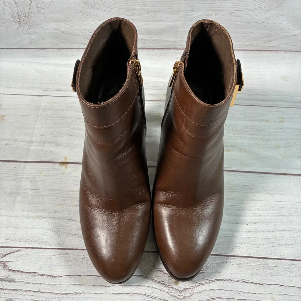 Tory Burch Bristol Booties Womens 9.5 Brown Leather Gold Logo Buckle Ankle Boots